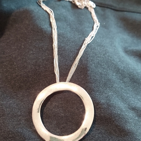 Circle necklace - Picture 1 of 3